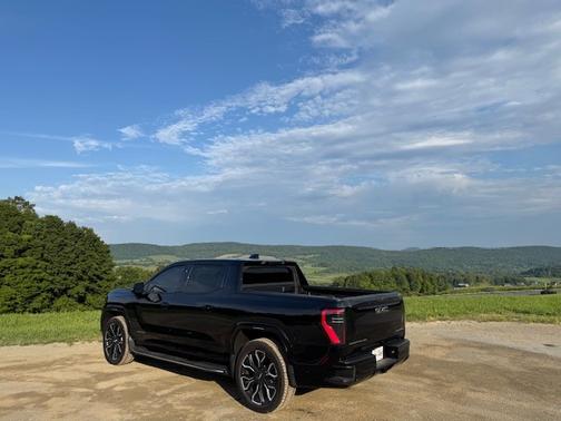 2025 GMC Sierra EV Max Range Denali