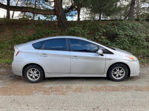 2011 Toyota Prius III