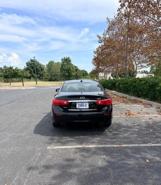 Black 2014 INFINITI Q50 Premium