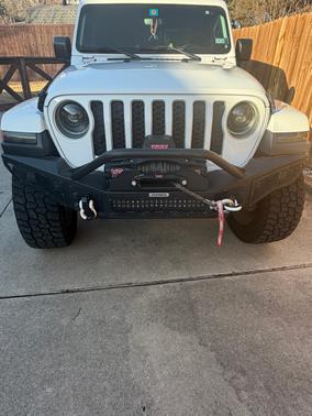 2021 Jeep Gladiator Overland