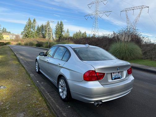 2011 BMW 328 i xDrive