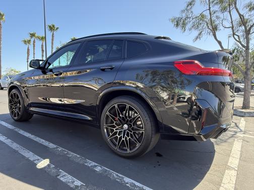 2023 BMW X4 M AWD