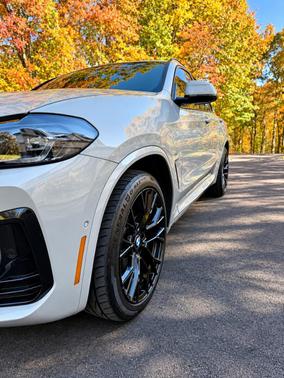 Gray 2023 BMW X4 xDrive30i