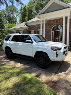 2022 Toyota 4Runner SR5 Premium