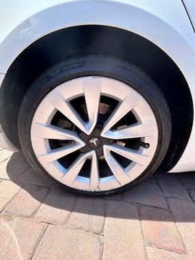 White 2022 Tesla Model 3 Long Range