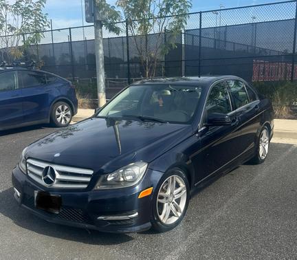 2012 Mercedes-Benz C-Class C 300 4MATIC Luxury