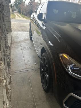 2022 BMW X6 xDrive40i
