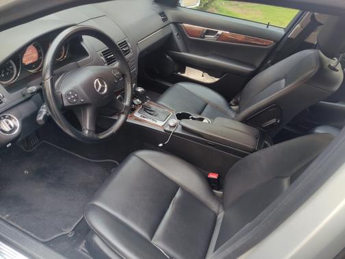 2011 Mercedes-Benz C-Class C 300 4MATIC Luxury
