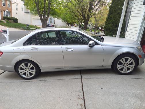 2011 Mercedes-Benz C-Class C 300 4MATIC Luxury