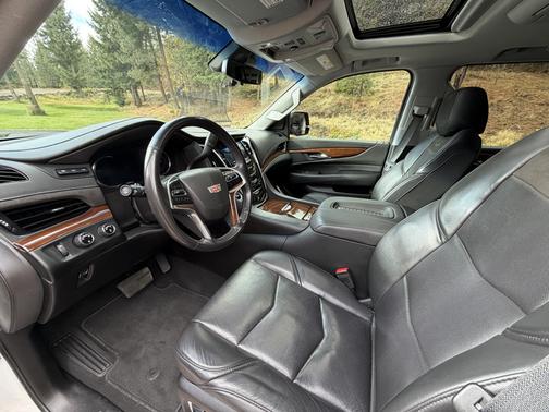 2019 Cadillac Escalade Premium Luxury