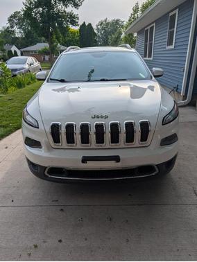 White 2016 Jeep Cherokee Limited
