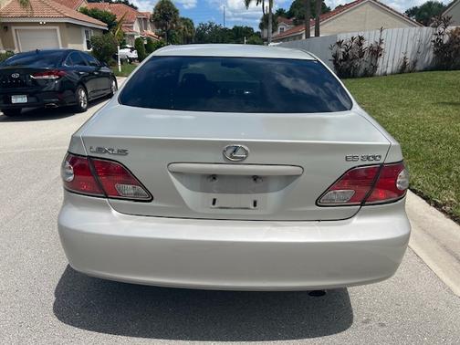 2003 Lexus ES 300 Base