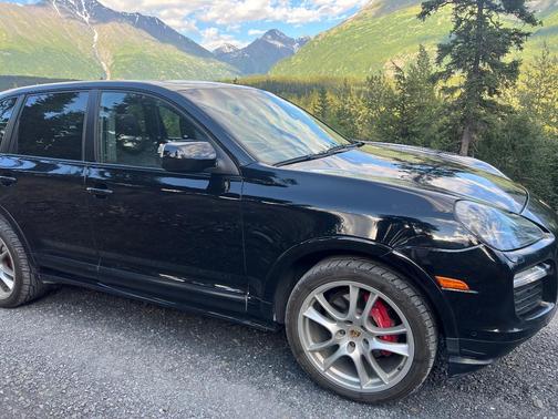 Black 2008 Porsche Cayenne Cayenne GTS