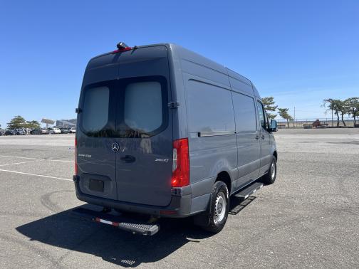 2019 Mercedes-Benz Sprinter 2500 High Roof