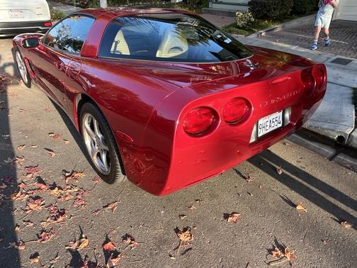 2001 Chevrolet Corvette Base
