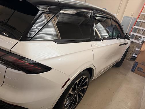 White 2024 Lincoln Nautilus Black Label