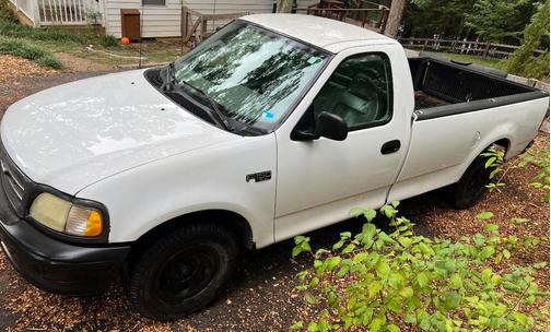 White 2004 Ford F-150 Heritage XL