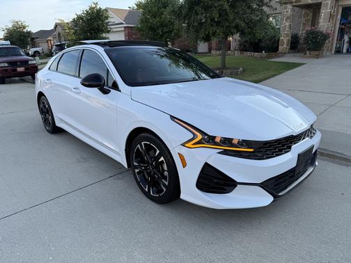 2023 Kia K5 GT-Line
