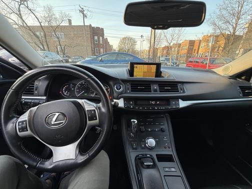 2012 Lexus CT 200h Base