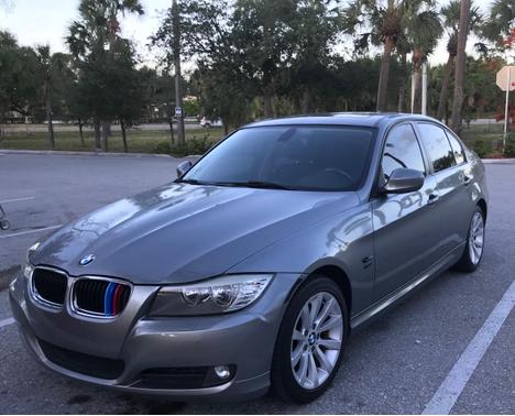 Gray 2011 BMW 328 i xDrive