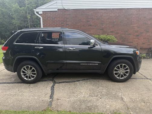 Black 2014 Jeep Grand Cherokee Limited
