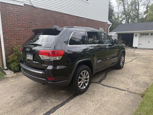 Black 2014 Jeep Grand Cherokee Limited