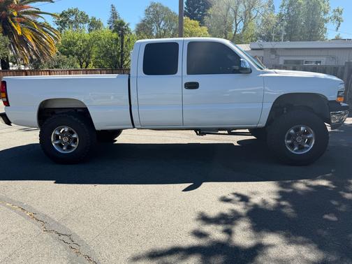 2002 Chevrolet Silverado 1500 LS Extended Cab
