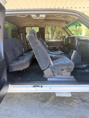 2002 Chevrolet Silverado 1500 LS Extended Cab