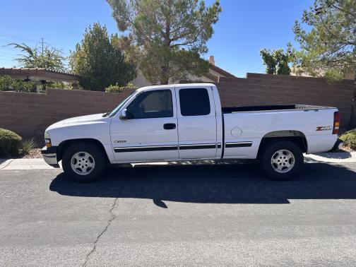 2002 Chevrolet Silverado 1500 LS Extended Cab