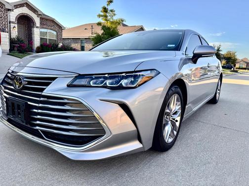 Silver 2021 Toyota Avalon XLE