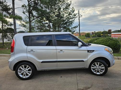 2013 Kia Soul Base