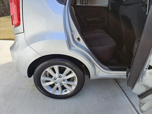 2013 Kia Soul Base
