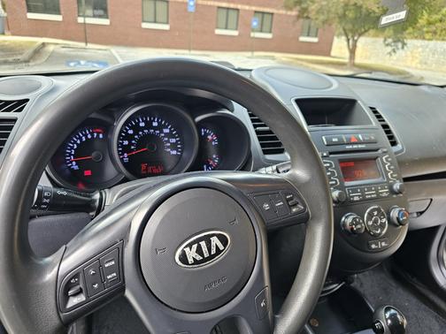2013 Kia Soul Base