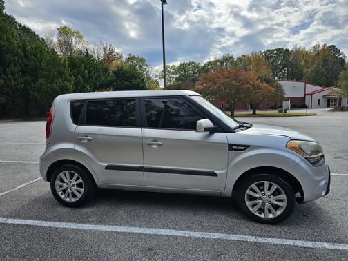 2013 Kia Soul Base