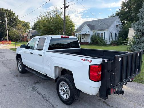 White 2018 Chevrolet Silverado 2500 WT