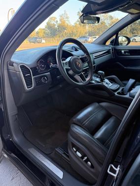 2019 Porsche Cayenne Cayenne