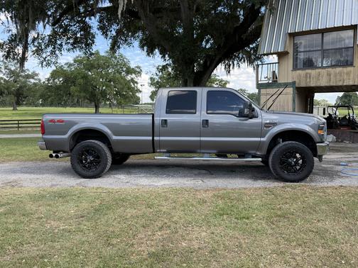 Gray 2009 Ford F-350 XLT Super Duty Crew Cab