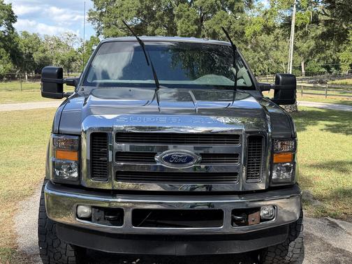 Gray 2009 Ford F-350 XLT Super Duty Crew Cab