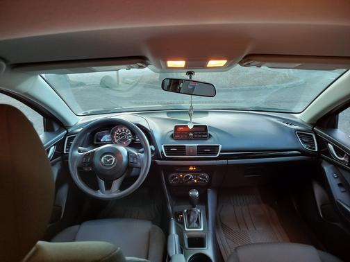2014 Mazda Mazda3 i Sport