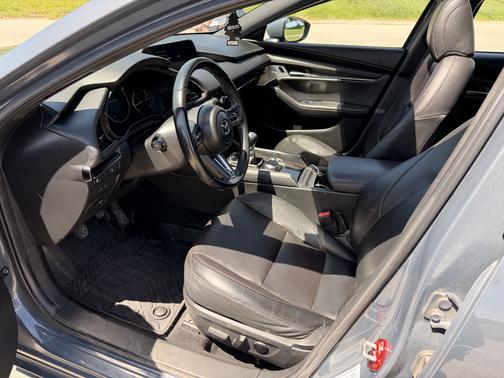 Gray 2021 Mazda Mazda3 FWD w/Premium Package