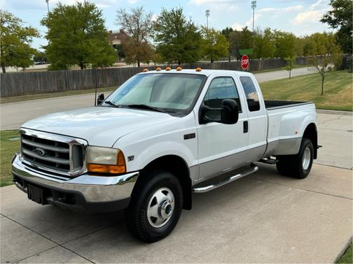 1999 Ford F-350 XL SuperCab Super Duty DRW