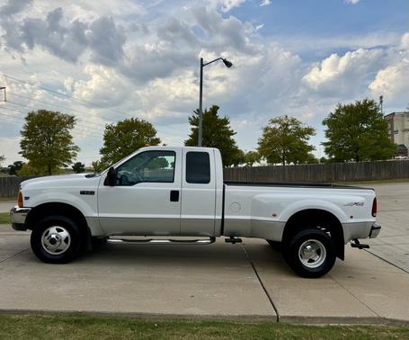 1999 Ford F-350 XL SuperCab Super Duty DRW