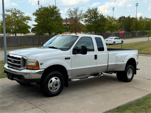 1999 Ford F-350 XL SuperCab Super Duty DRW