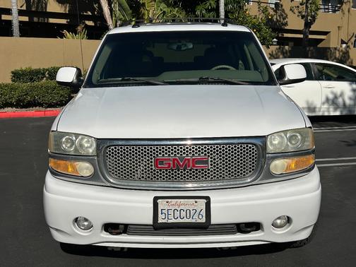 2003 GMC Yukon Denali