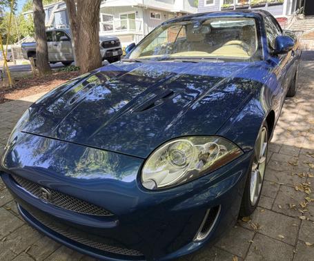 2010 Jaguar XKR Base