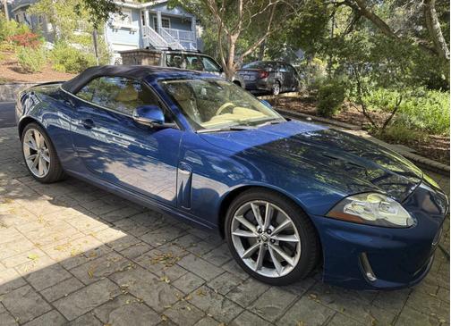2010 Jaguar XKR Base