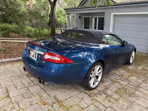 2010 Jaguar XKR Base