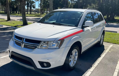 White 2015 Dodge Journey SXT