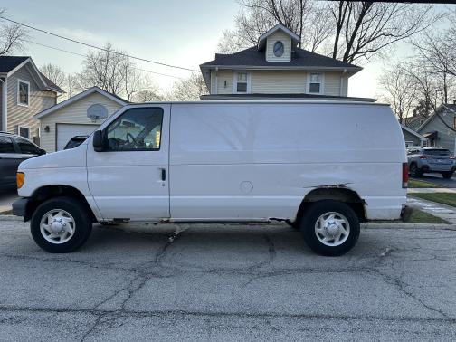 2007 Ford E150 Base