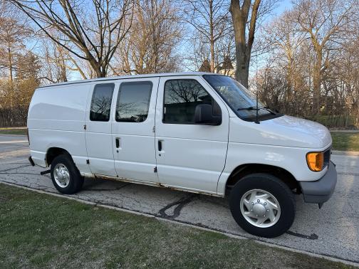 2007 Ford E150 Base